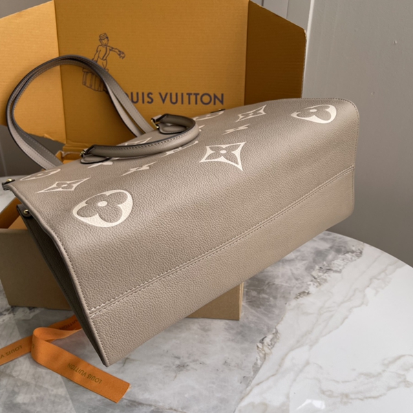 ルイヴィトンバッグ内部構造